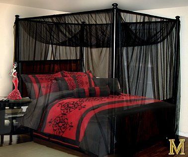 Black_bed_canopy-Flocking_Black_and_Red_