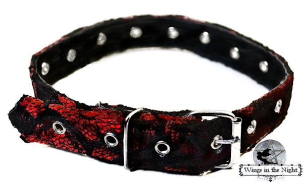 dark-star-gothic-black-red-lace-buckled-