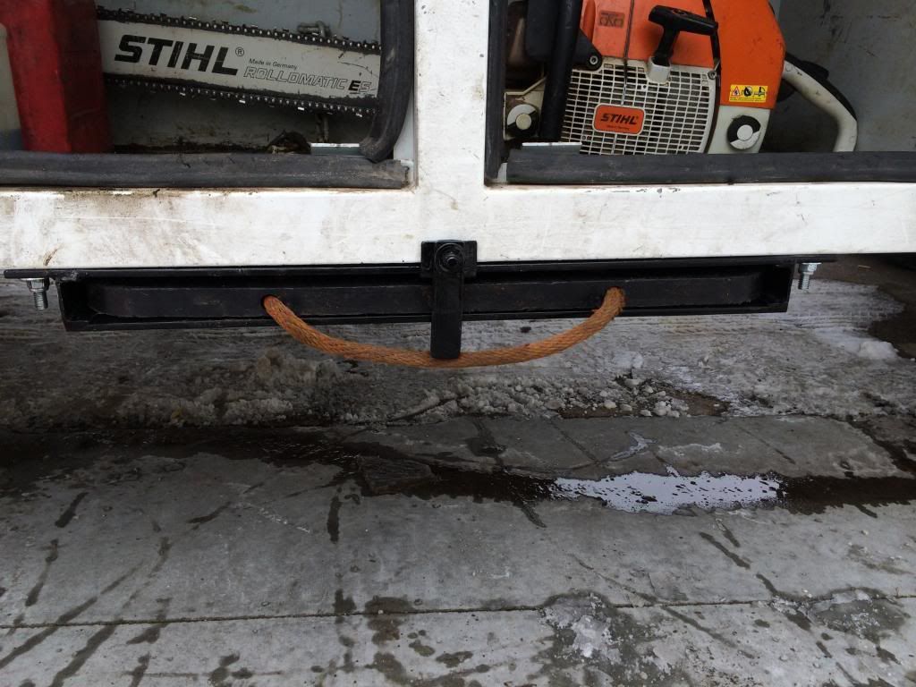 Homemade outrigger pad holders The BuzzBoard