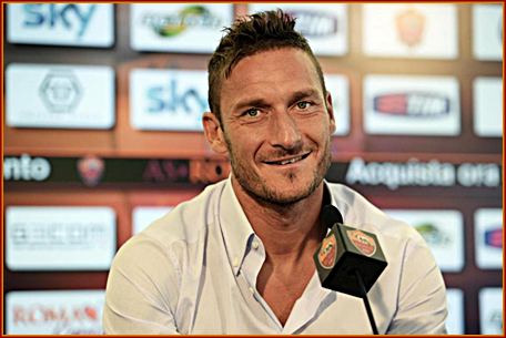 Totti%20CamisaPNG.png