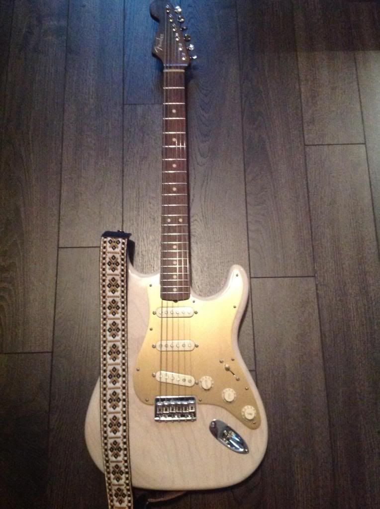 NGD : Custom Hardtail Strat, 100% rosewood neck | The Gear Page