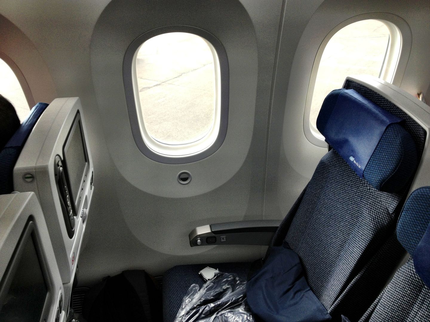http://i1169.photobucket.com/albums/r517/Aviation_D/IMG_0214_zps7cd68346.jpg