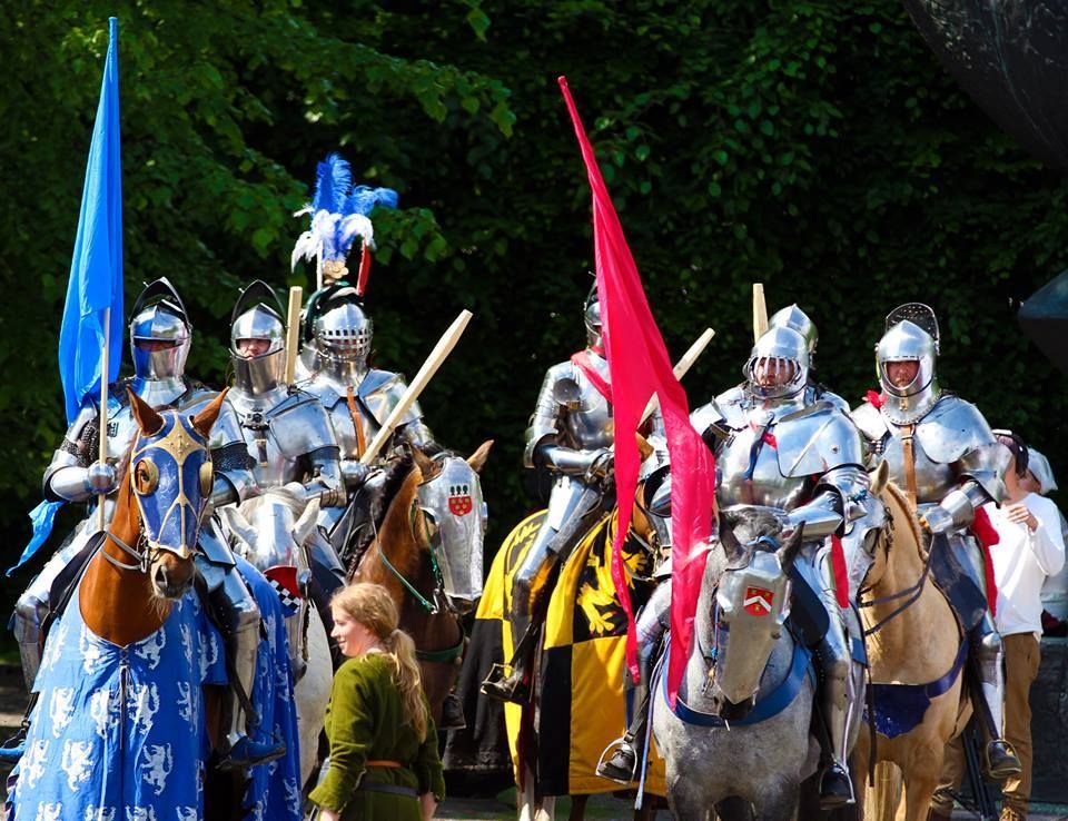 Jousters at the St. Hallvard's Tournament prepare to enter the lists for the mounted melee (photo by Renate Skeie)