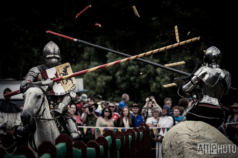Dale Gienow(left) jousts Simon Tennant during Harcourt Park 2013 (photo by ATPhoto)
